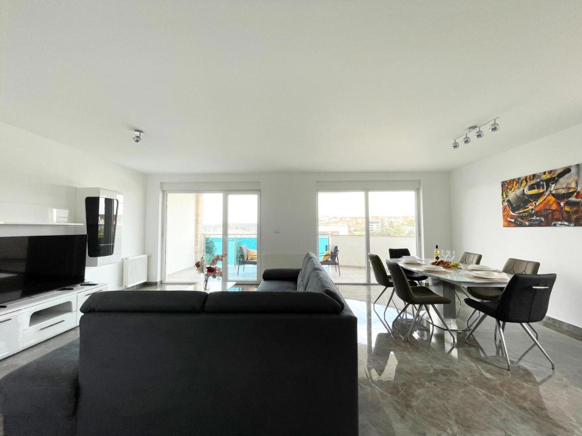 Seascape Deluxe Residence Pjescana Uvala Ngoại thất bức ảnh