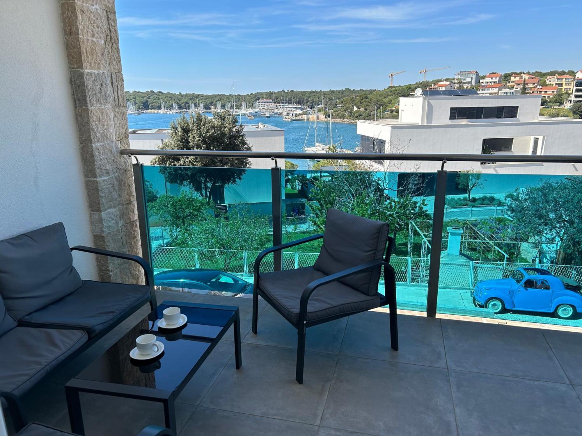 Seascape Deluxe Residence Pjescana Uvala Ngoại thất bức ảnh